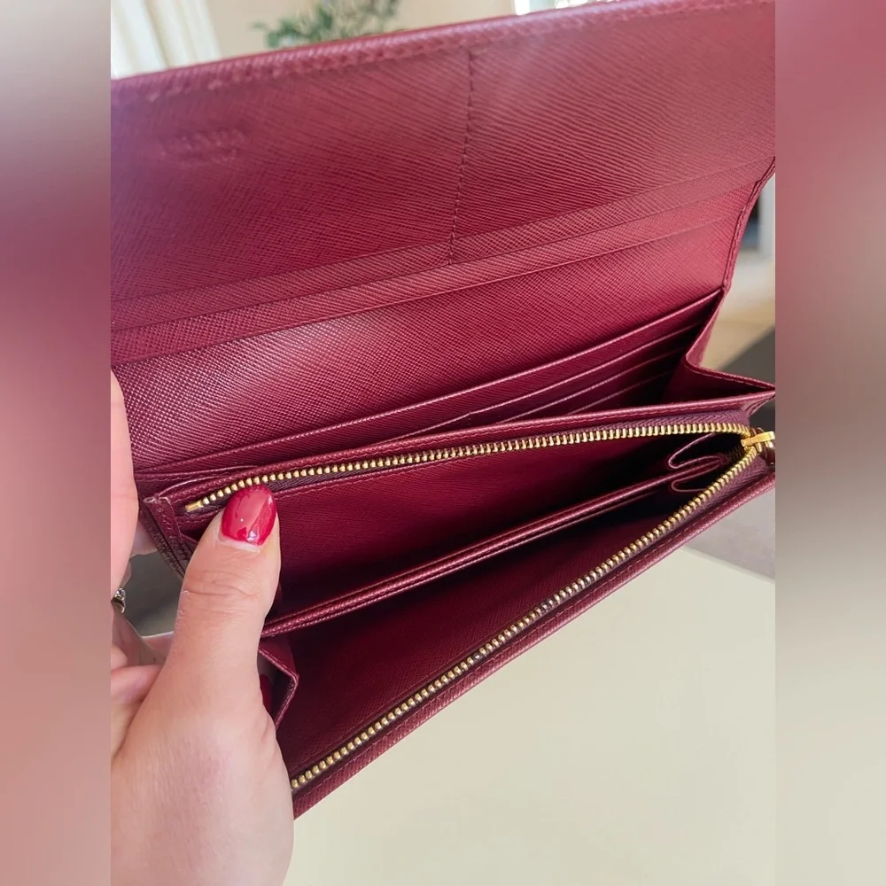 Prada Large Saffiano Leather Wallet Burgundy Like New Authentic